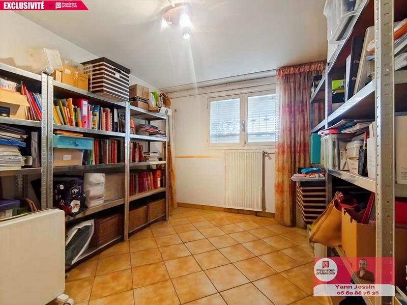 Maison - 180 m² - 6 pièces