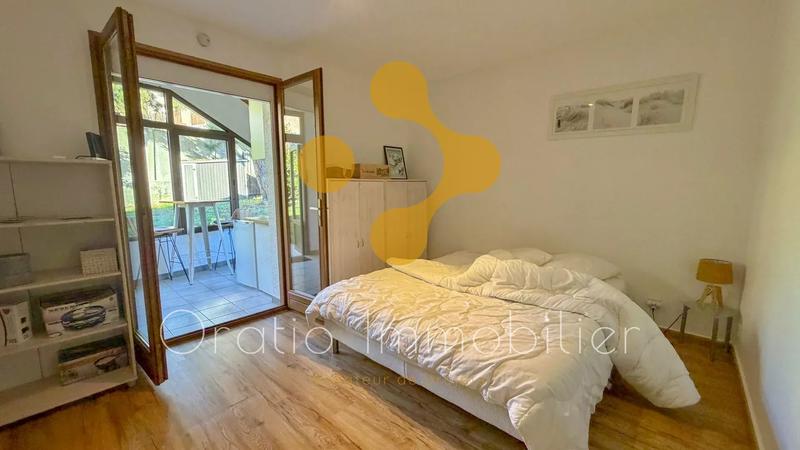 Maison - 191 m² - 8 pièces