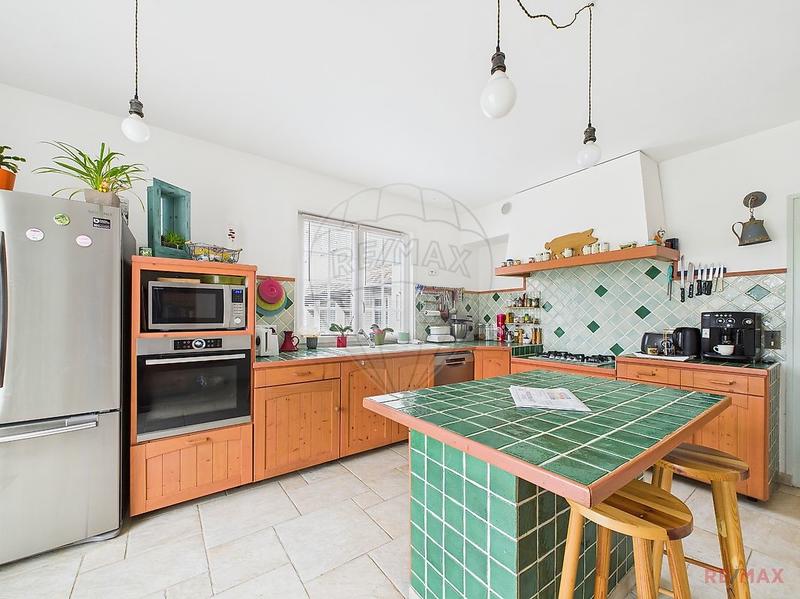 Appartement - 272 m² - 6 pièces