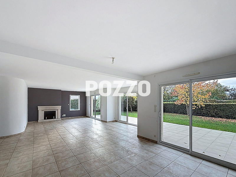 Maison - 200 m² - 7 pièces