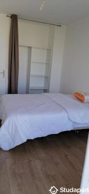 Chambre - 10 m² - 1 pièce