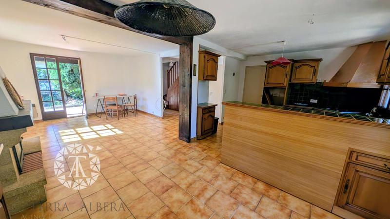 Villa - 100 m² - 5 pièces