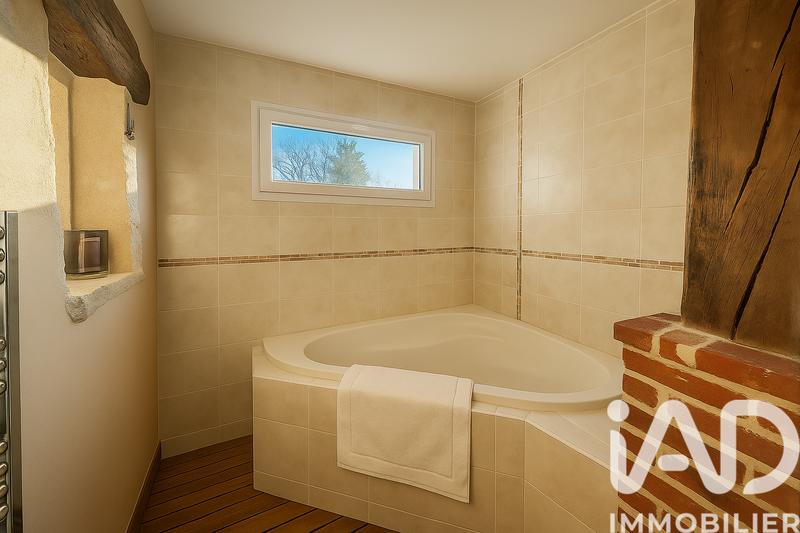 Maison - 170 m² - 7 pièces