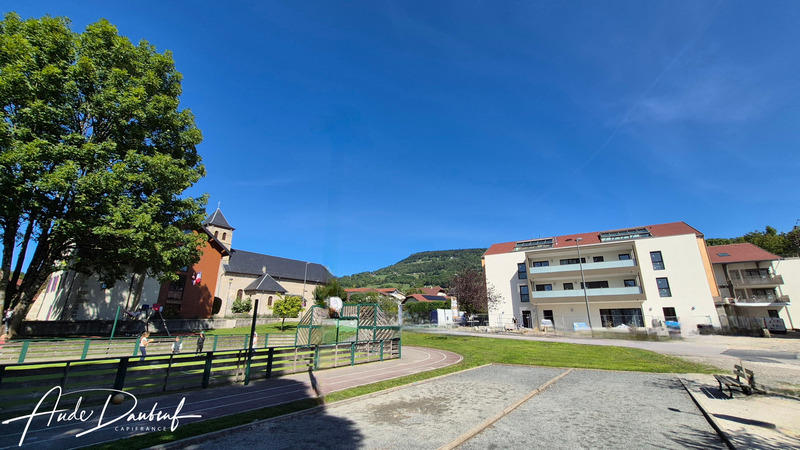 Appartement - 98 m² - 4 pièces