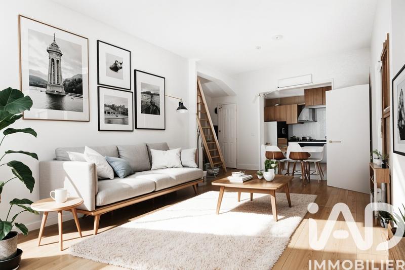 Maison - 90 m² - 5 pièces