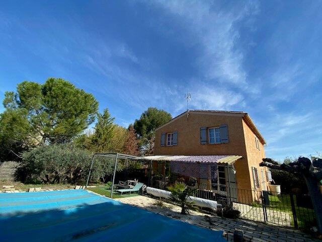 Maison - 163 m² - 7 pièces