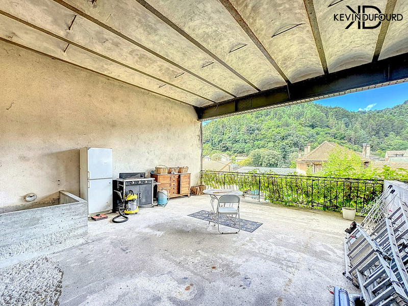 Immeuble - 200 m² - 10 pièces