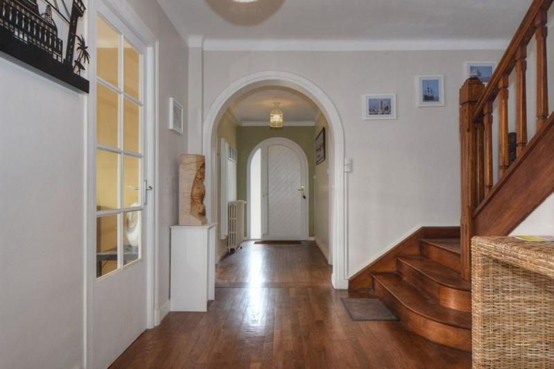 Maison - 190 m² - 8 pièces