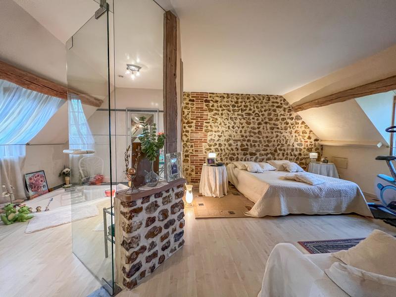 Maison ancienne - 322 m² - 10 pièces