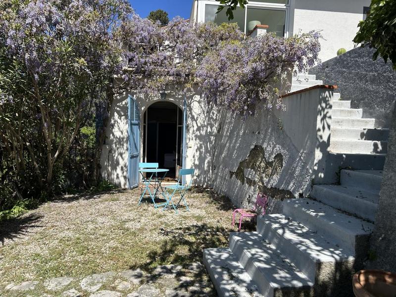 Maison - 201 m² - 5 pièces