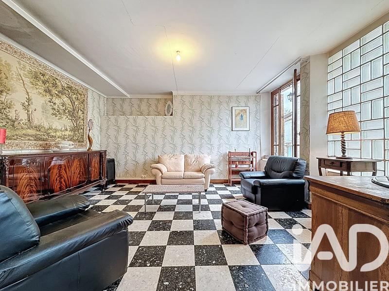 Maison - 142 m² - 8 pièces