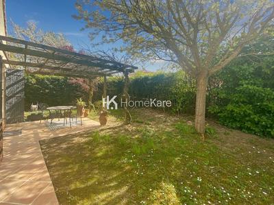 Maison - 180 m² - 7 pièces