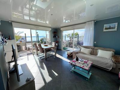 Appartement - 76 m² - 3 pièces