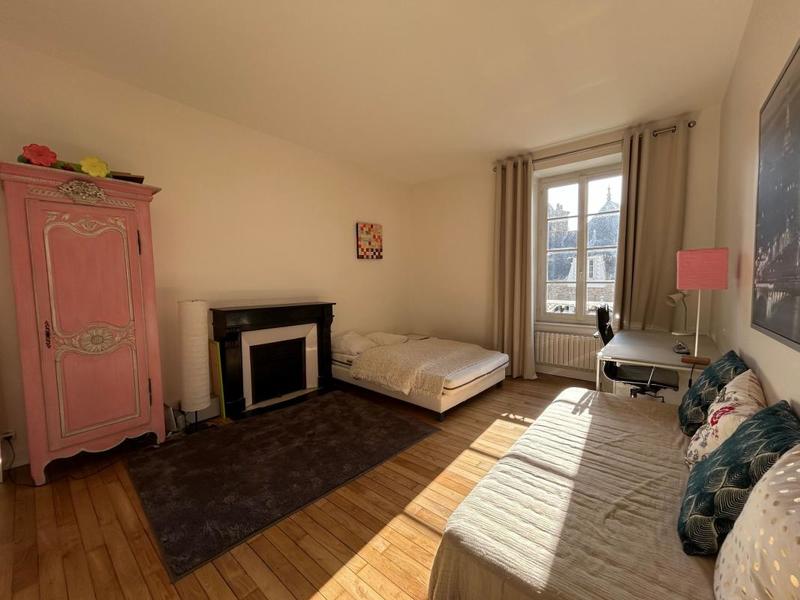 Appartement - 135 m² - 4 pièces