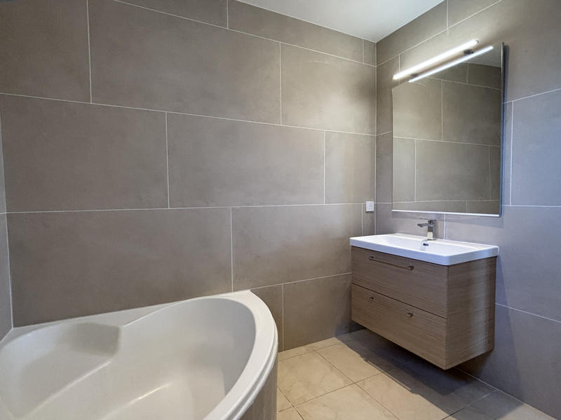 Villa - 190 m² - 8 pièces