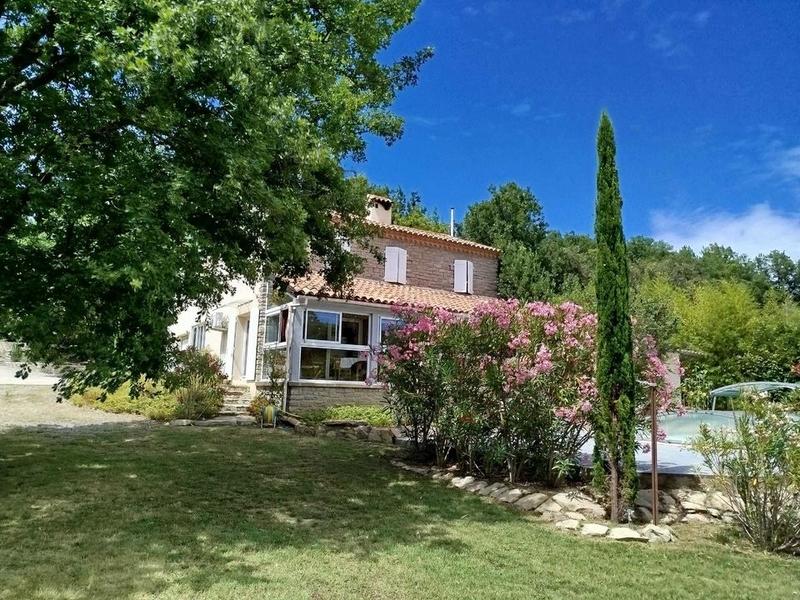 Villa - 160 m² - 6 pièces