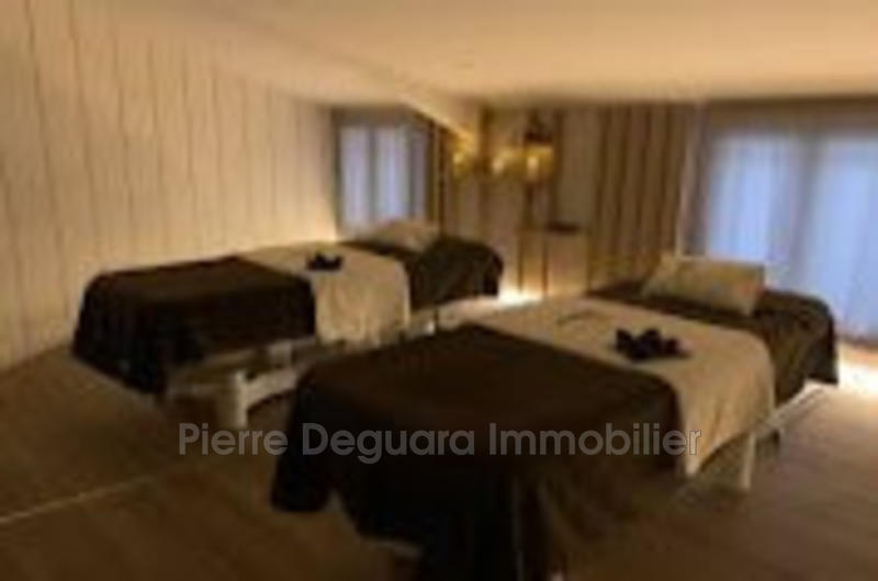 Fonds de commerce - 350 m²