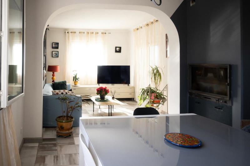 Maison - 198 m² - 9 pièces