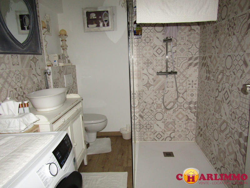 Maison traditionnelle - 102 m² - 5 pièces