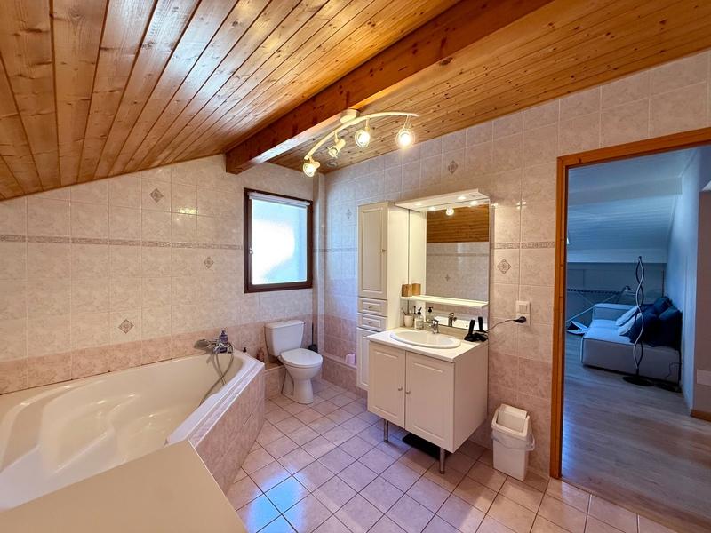 Maison - 138 m² - 5 pièces