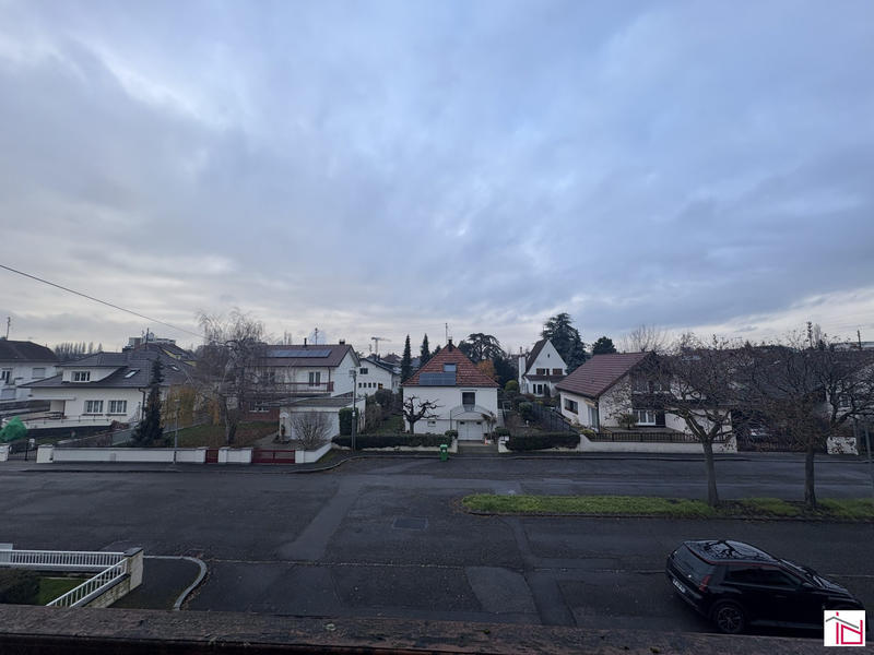 Maison - 185 m² - 6 pièces