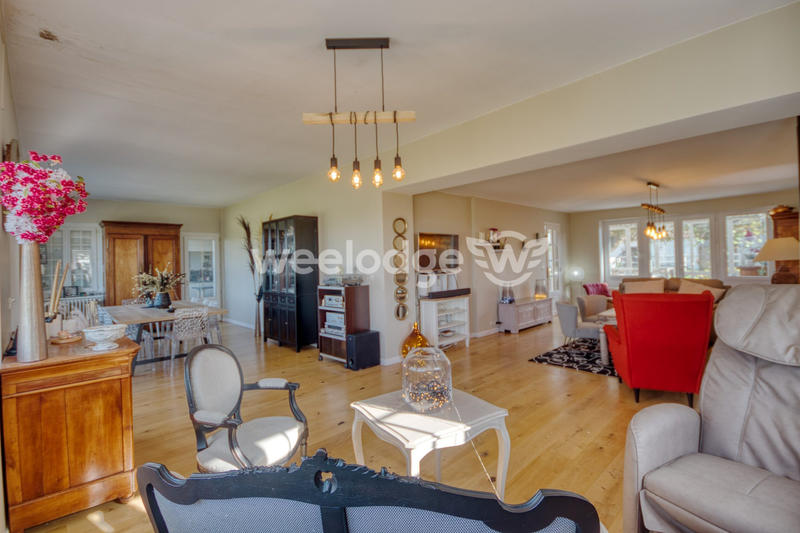 Maison - 450 m² - 13 pièces