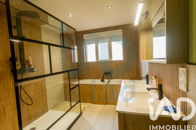 Maison - 125 m² - 5 pièces