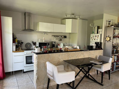 Appartement - 64 m² - 4 pièces