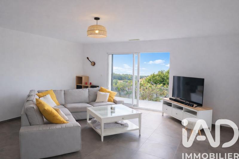Maison - 159 m² - 6 pièces