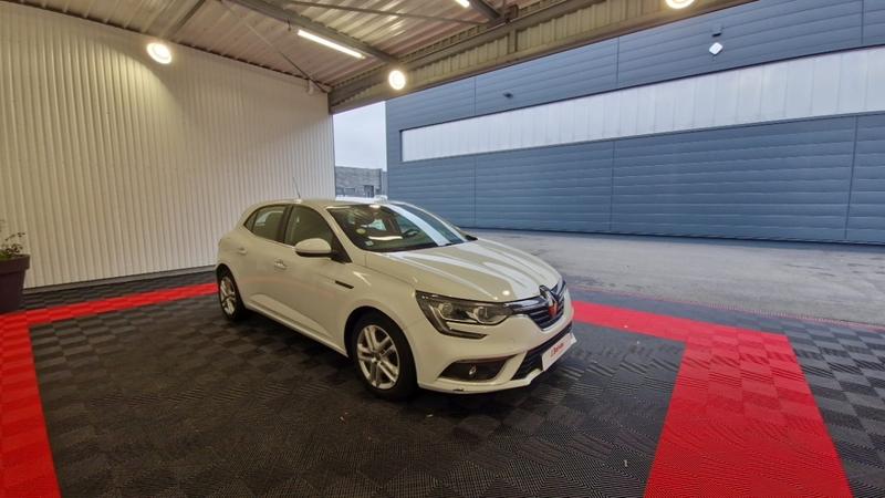 Renault Mégane IV blue dci 115 business