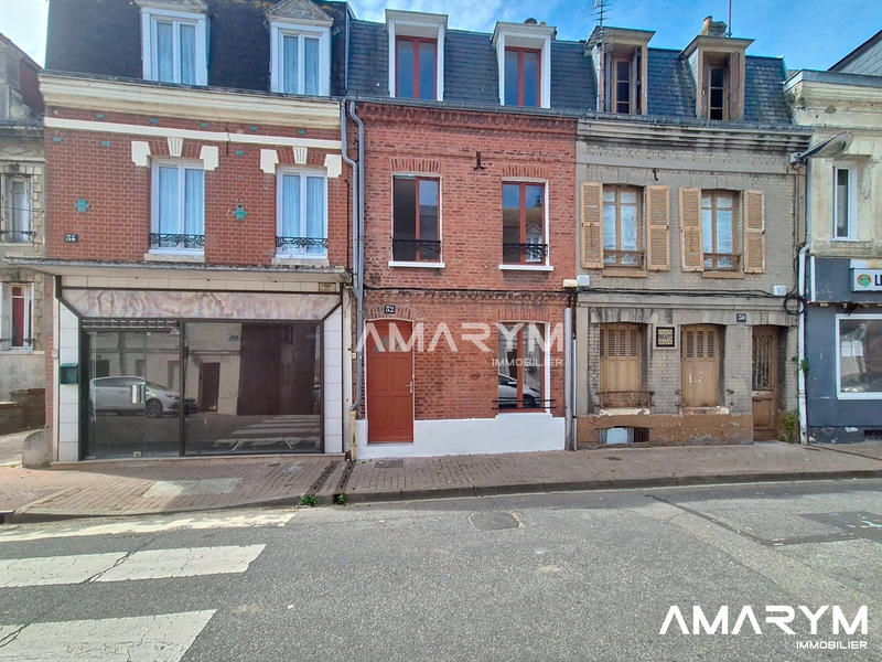 Maison - 62 m² - 5 pièces