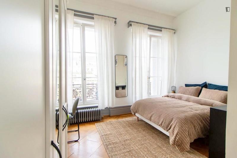 Chambre - 27 m² - 6 pièces