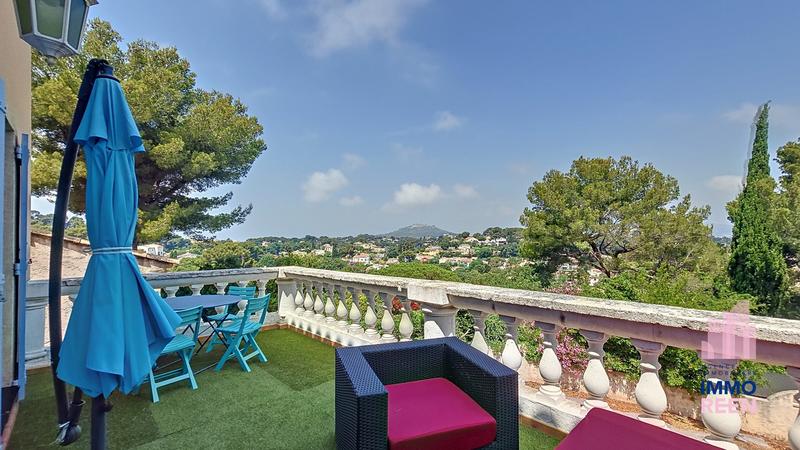 Villa - 193 m² - 7 pièces