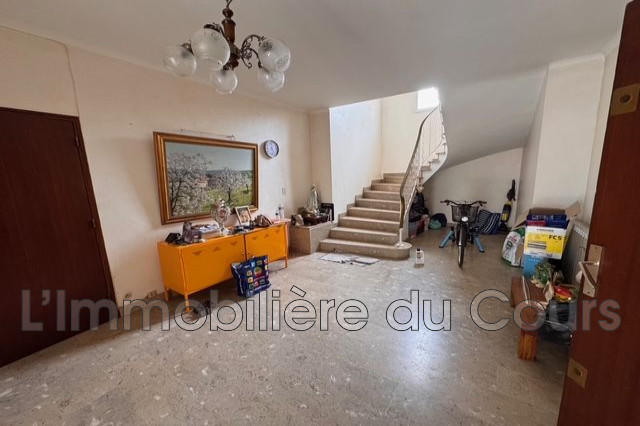Maison - 181 m² - 4 pièces