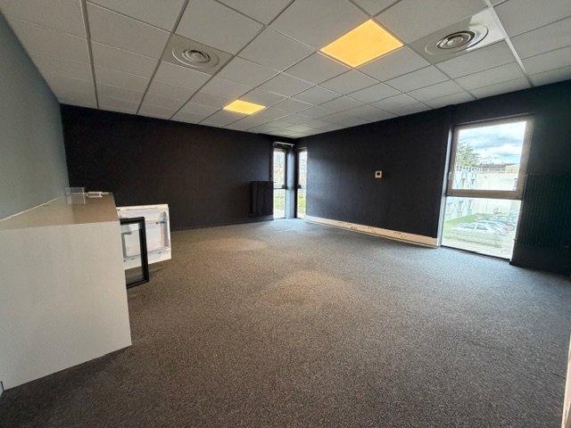 Bureau - 428 m²