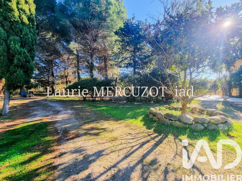 Maison - 218 m² - 8 pièces