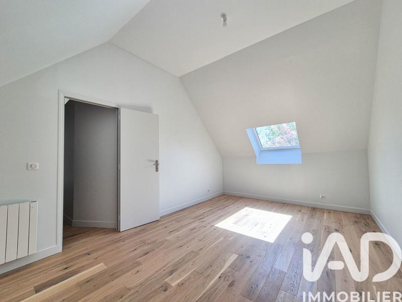 Maison - 210 m² - 7 pièces