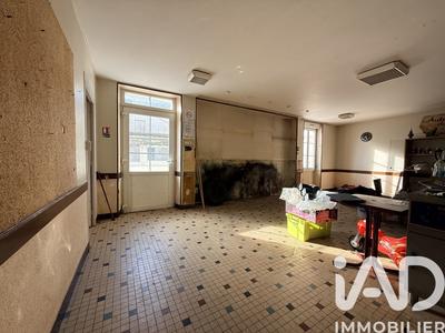 Maison de ville - 350 m² - 7 pièces