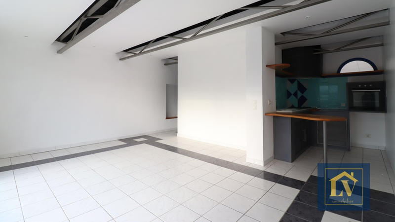 Appartement - 96 m² - 5 pièces