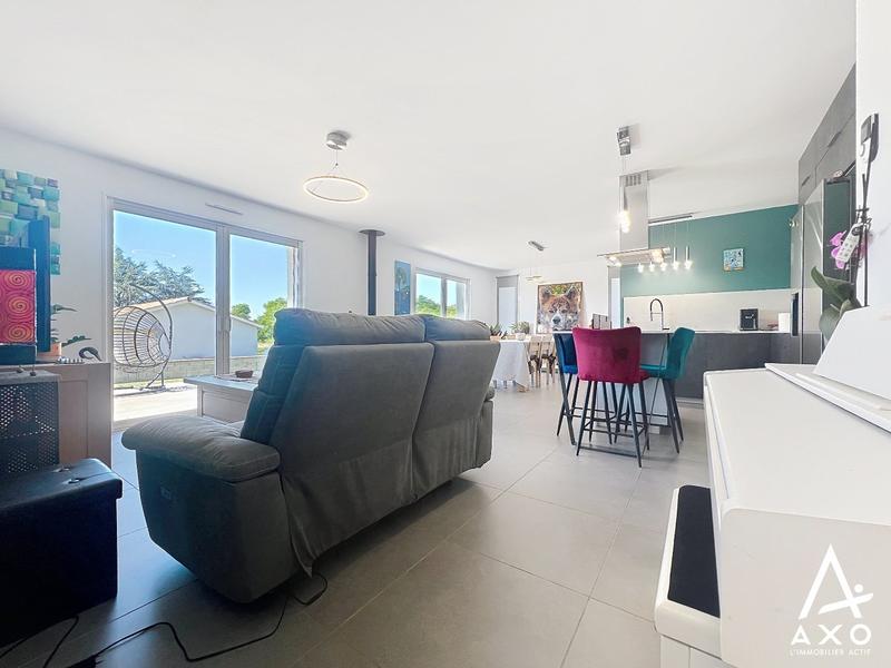 Maison - 102 m² - 4 pièces