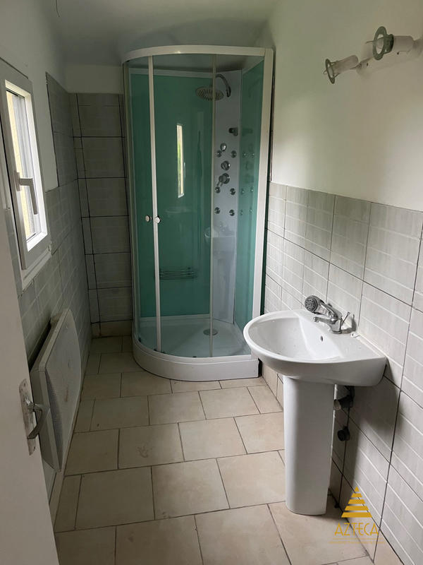 Maison - 96 m² - 3 pièces