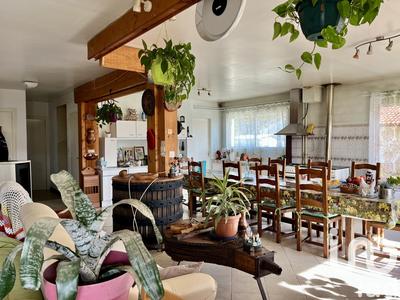 Maison - 158 m² - 6 pièces