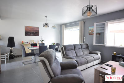 Maison traditionnelle - 85 m² - 4 pièces