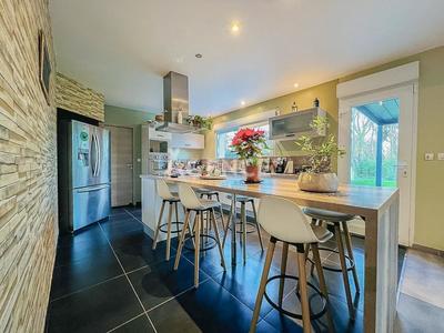 Maison - 155 m² - 6 pièces