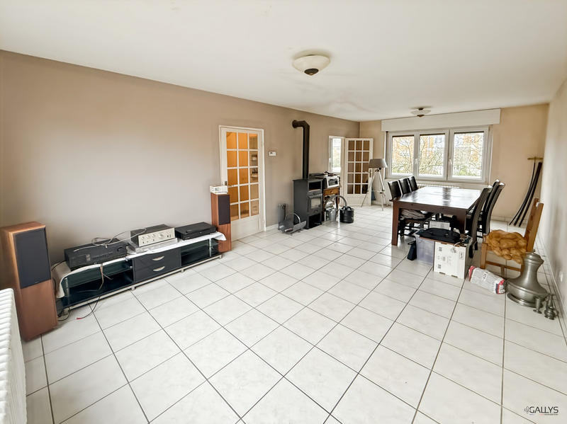 Maison - 91 m² - 5 pièces