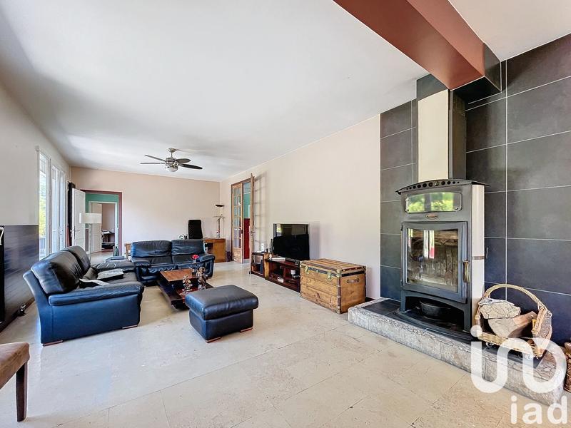 Maison - 265 m² - 8 pièces