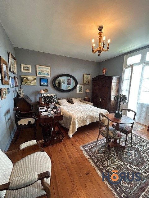 Viager - Maison ancienne - 153 m² - 6 pièces