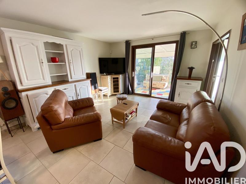 Maison - 99 m² - 5 pièces