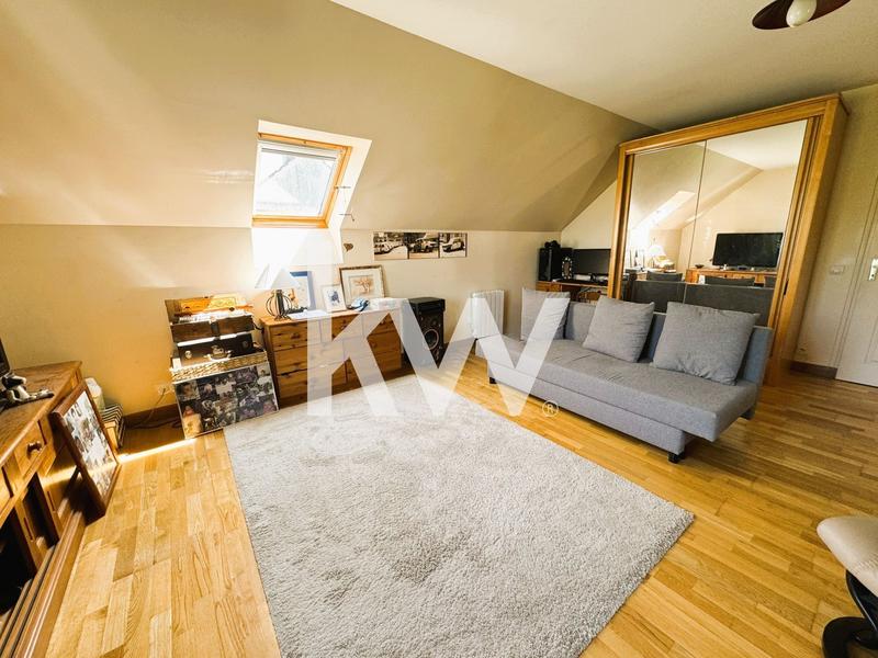 Maison - 155 m² - 6 pièces