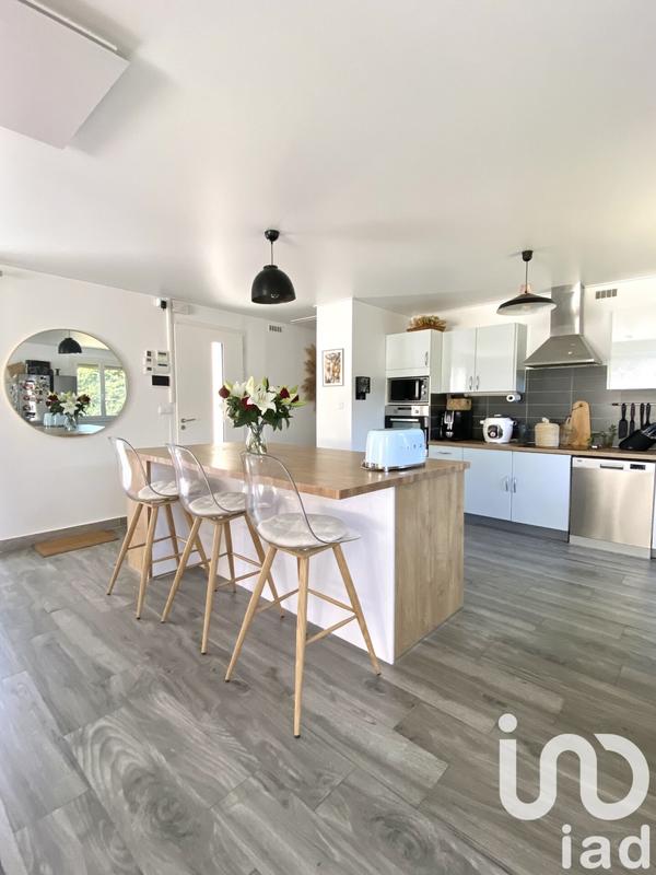 Maison - 180 m² - 5 pièces